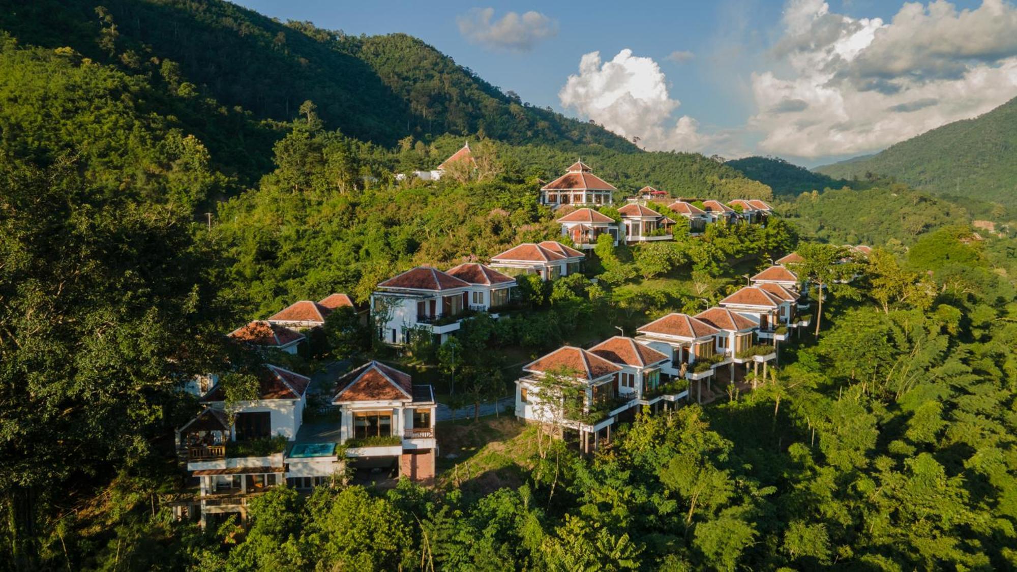 Hotel Le Grand Muang Pakbèng Exterior foto